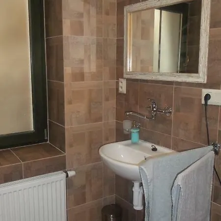 Apartman Krenov 8 Daire *